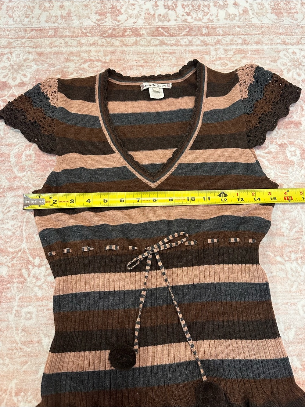 Vintage 🤎 100% Merino Wool Nanette Lepore Top - Picture 8 of 10